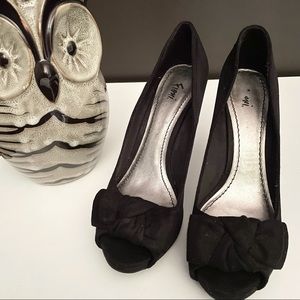 Women’s high heels